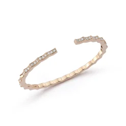 CII 18K GOLD AND DIAMOND SCALLOPED HINGE BRACELET