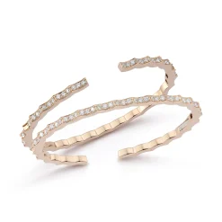 CII 18K GOLD AND DIAMOND SCALLOPED HINGE BRACELET