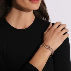GARNETT 18K GOLD CHAIN LINK BRACELET WITH DIAMOND OVAL CLASP