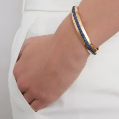 GRANT 18K GOLD AND SAPPHIRE ANGLED BANGLE BRACELET