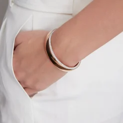 LYTTON 18K GOLD AND DIAMOND EDGE BOMBE BANGLE BRACELET